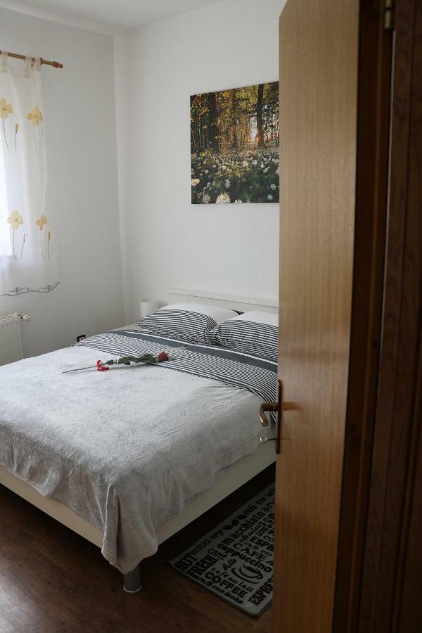 Guesthouse Mario Korenica Exterior photo